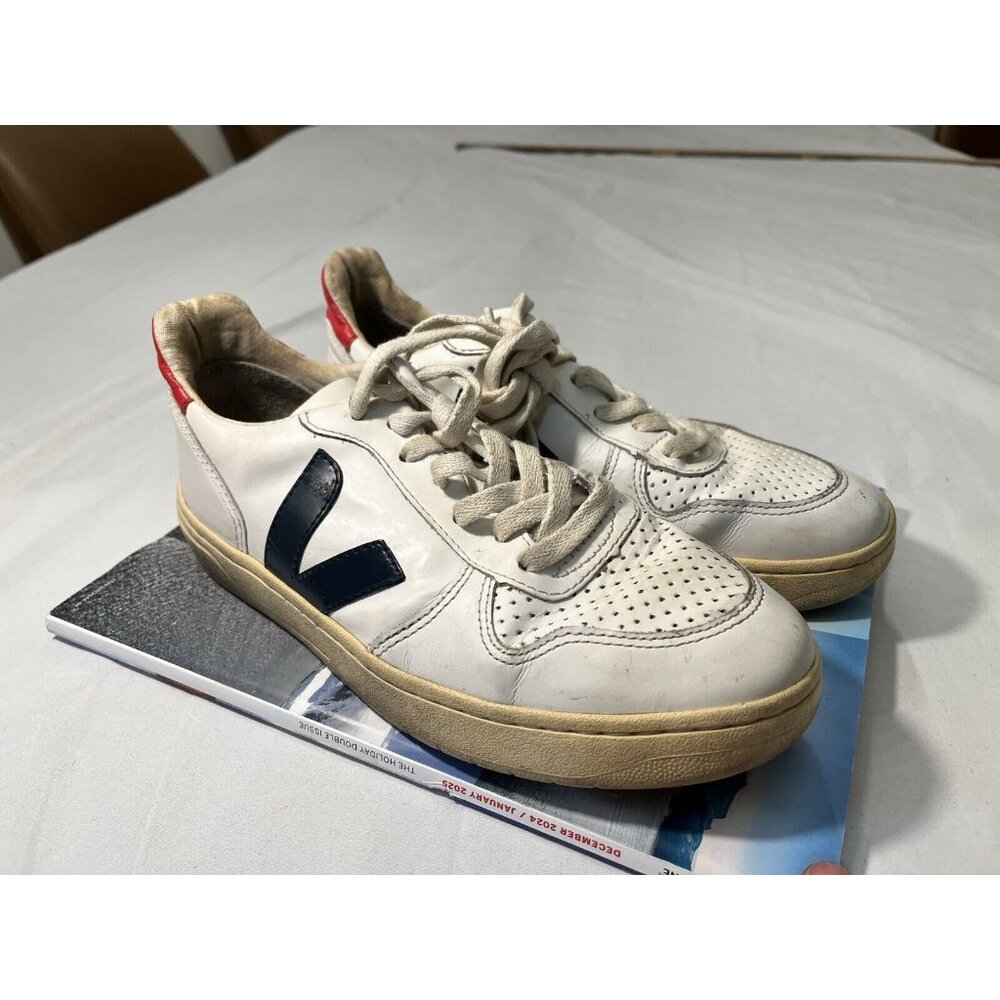 Veja V-10 Women’s Size US 6 White Nautico Pekin  White Blue & Red Sneakers